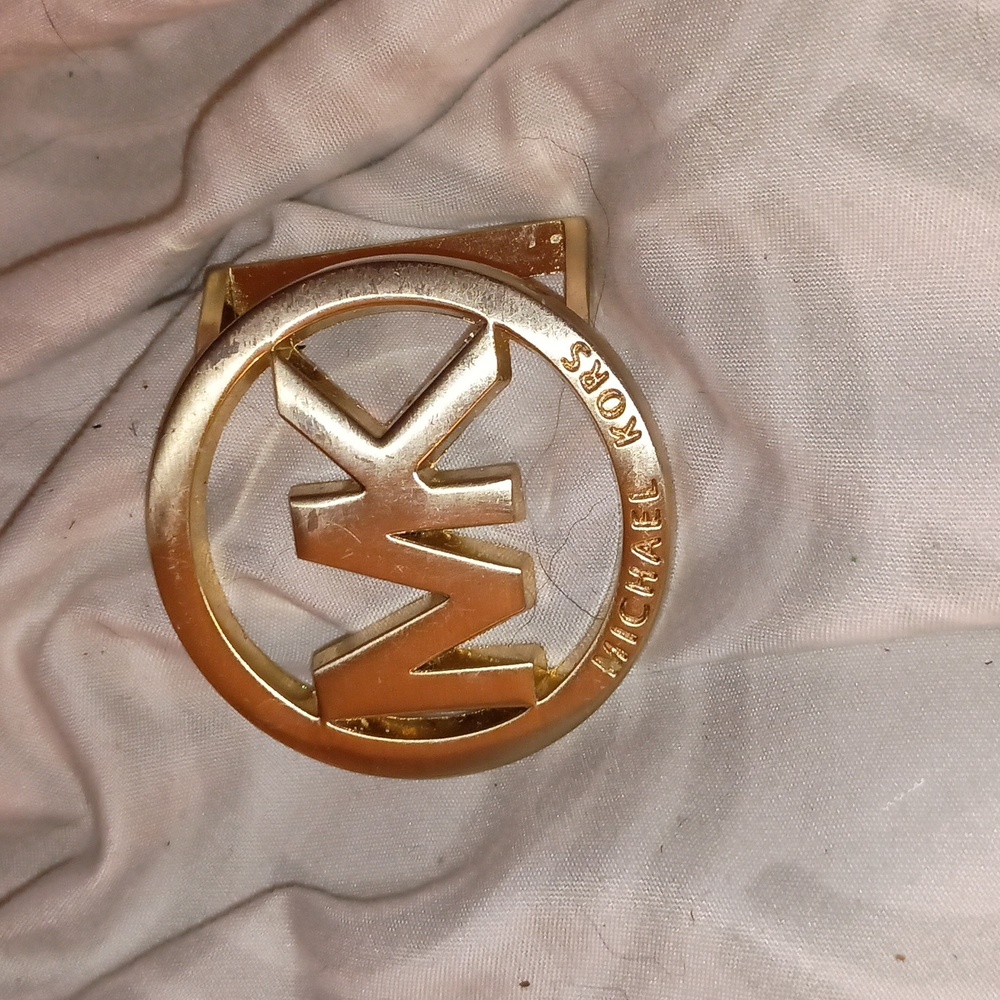 Belt buckle